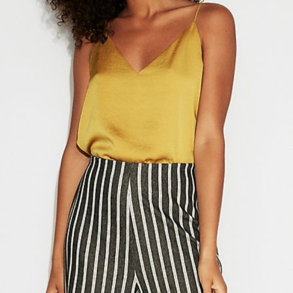 Express Tops - EXPRESS Downtown V-Neck Cami